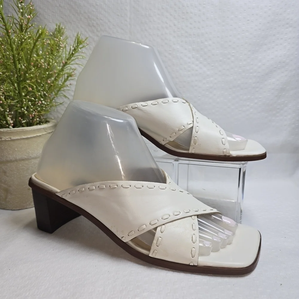 VINTAGE ETIENNE AIGNER WHITE CRISS CROSS LEATHER BLOCK HEEL SANDAL WOMENS 7.5